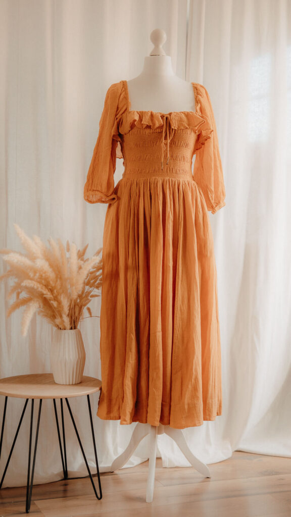kundenkleiderschrank, boho kleid in orange fuer frauen, vorderansicht